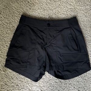 Athleta Trekkie shorts